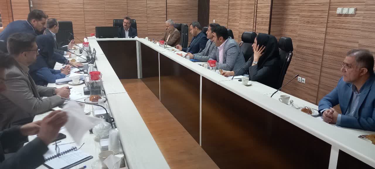 ورود دیوان محاسبات استان چهارمحال و بختیاری به رفع مشکلات آب منطقه ای و شرکت شهرک های صنعتی